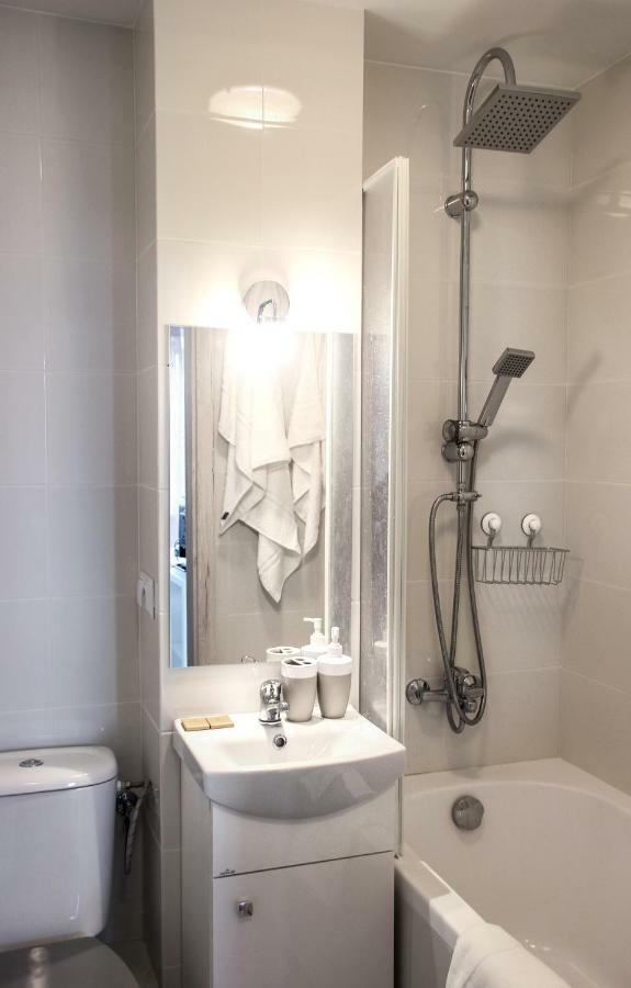Sunny City Center Apartment Warsawa Bagian luar foto